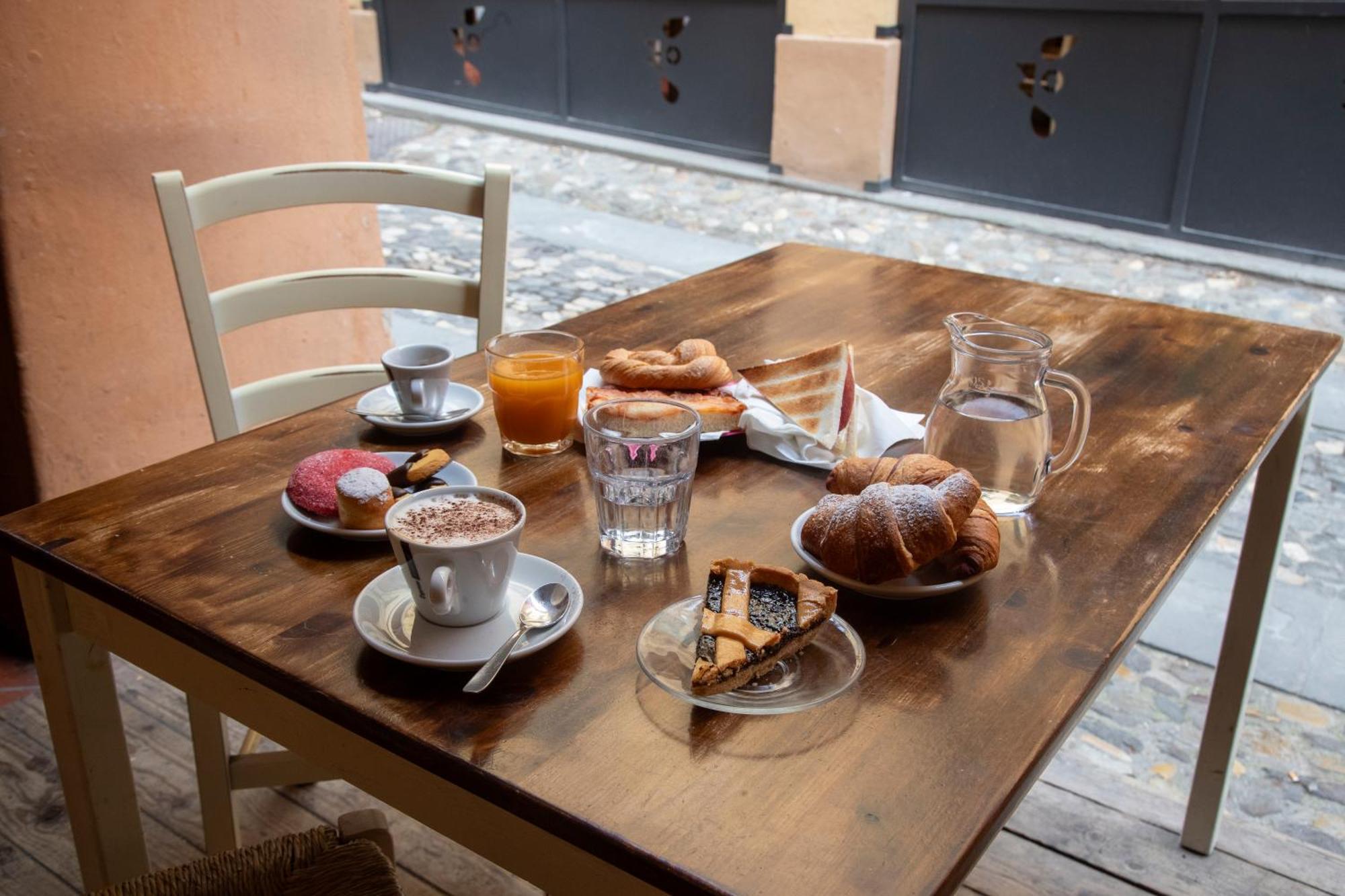 Locanda Dolcevita Dozza Exteriör bild